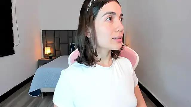 sara_ospinna from StripChat is Freechat