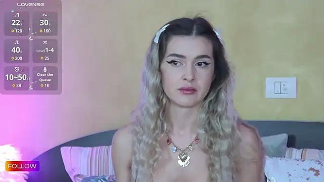 Try the thrill of flirt babes with our cam hosts, featuring unclothed wildness while getting naked and playing with their favored sex toys.