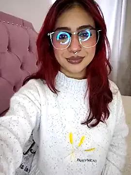 sarah_lark_ from StripChat is Freechat