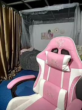 SarahBeii from StripChat is Freechat