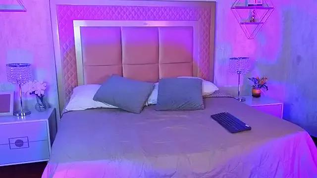 SarahCarterr from StripChat is Freechat