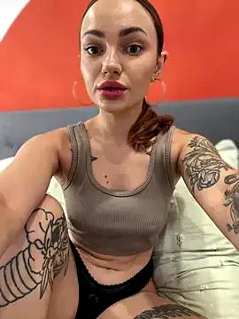 Photos of SaraLow from StripChat is Private
