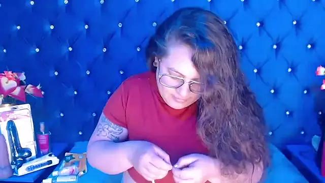 SaraThomso from StripChat is Freechat