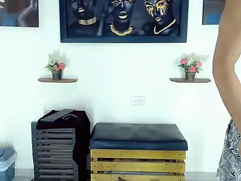 Sasha_- from StripChat is Freechat