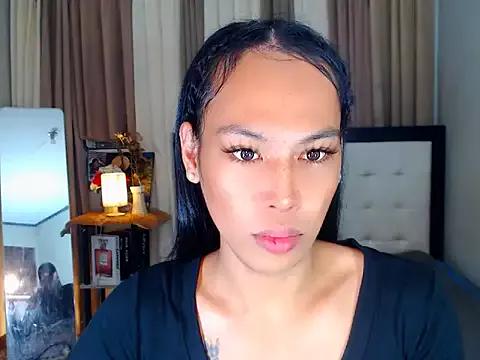 Savanna_White from StripChat is Freechat