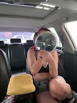 Scarlett_fiire from StripChat is Freechat