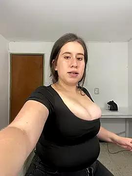 Scarlett_Noire_outdoors from StripChat is Freechat