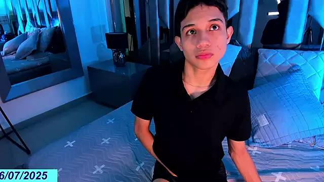 Sebax_Young from StripChat is Freechat