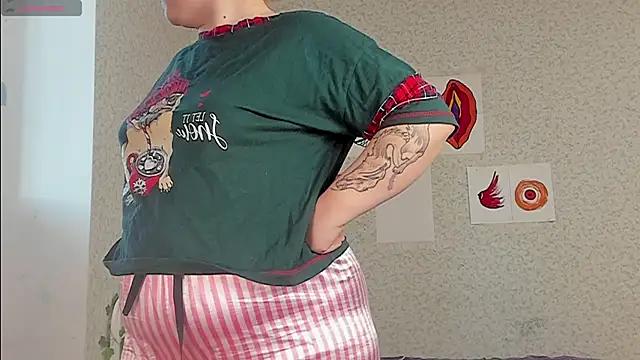 Try the thrill of flirt babes with our cam hosts, featuring unclothed wildness while getting naked and playing with their favored sex toys.