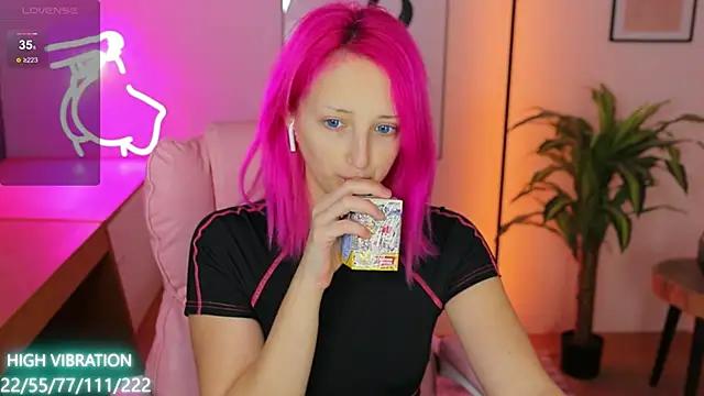 Try the thrill of flirt babes with our cam hosts, featuring unclothed wildness while getting naked and playing with their favored sex toys.