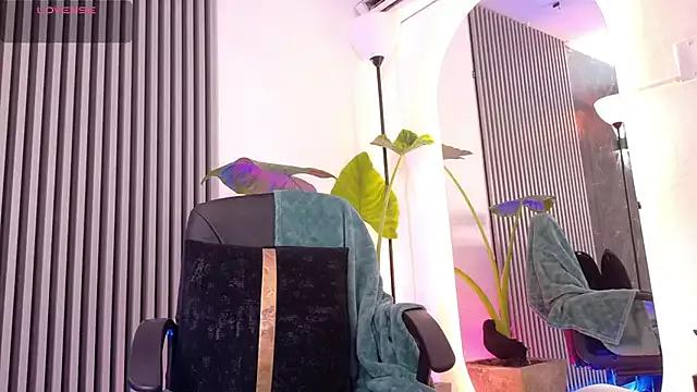 SelenaAbatti_ from StripChat is Freechat