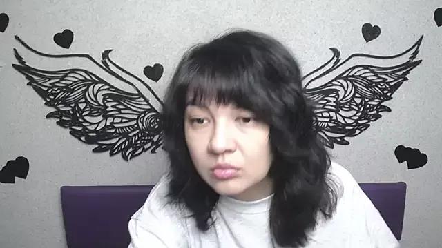 SelenaFly from StripChat is Freechat