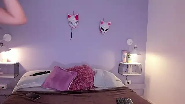 Try the thrill of flirt babes with our cam hosts, featuring unclothed wildness while getting naked and playing with their favored sex toys.
