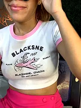 SeleneGlow from StripChat is Freechat