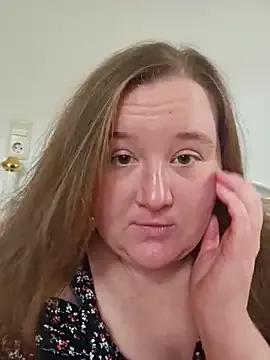 Selina99 from StripChat is Freechat