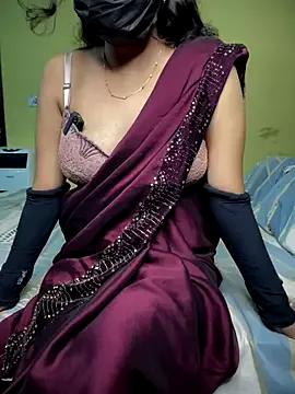 Sexy-Annie from StripChat is Freechat