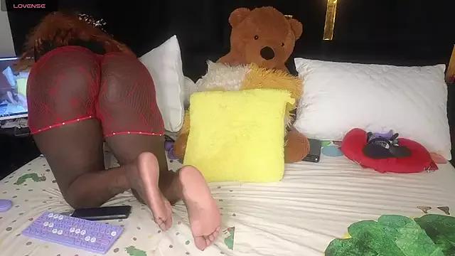 Sexy_sharntel from StripChat is Freechat