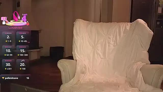 sexygilf82 from StripChat is Freechat