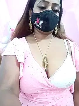 Sexyhotyrani from StripChat is Freechat