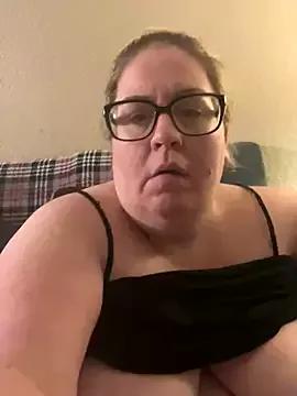 sexymommy1988 from StripChat is Freechat