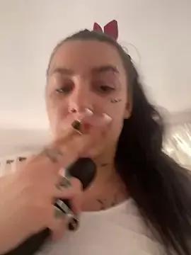 sexynalaa from StripChat is Freechat