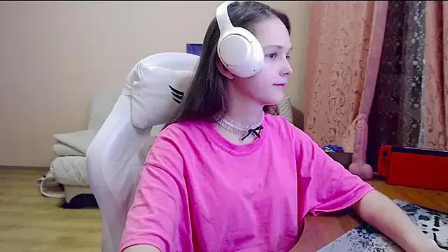 Photos of SharybbFace from StripChat is Freechat