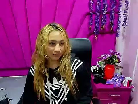 Try the thrill of flirt babes with our cam hosts, featuring unclothed wildness while getting naked and playing with their favored sex toys.