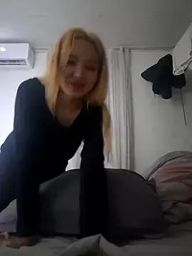 SherrylShaw from StripChat is Freechat