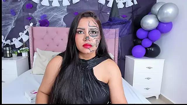 SienaWild from StripChat is Freechat