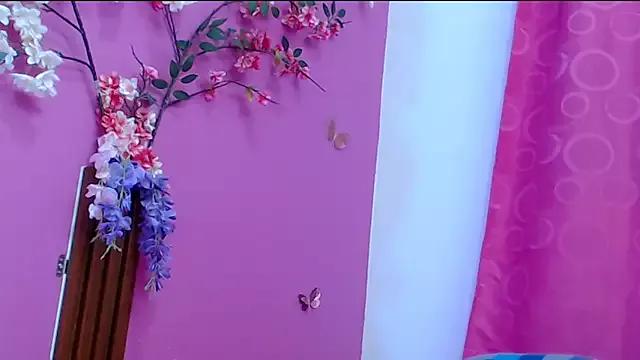 skinnysofia18 from StripChat is Freechat