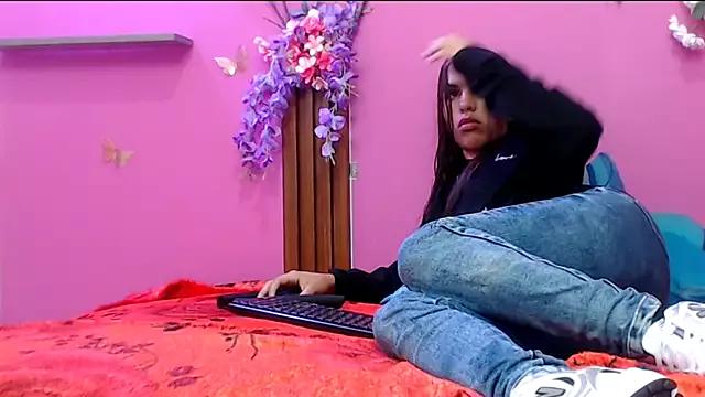 Try the thrill of flirt babes with our cam hosts, featuring unclothed wildness while getting naked and playing with their favored sex toys.