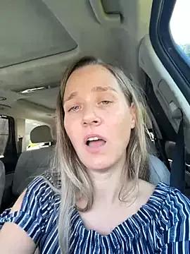 SkyelarSommer from StripChat is Freechat