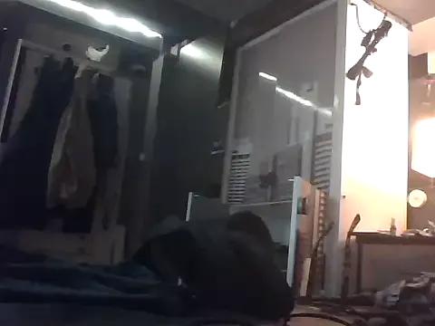 Slutviki69 from StripChat is Freechat