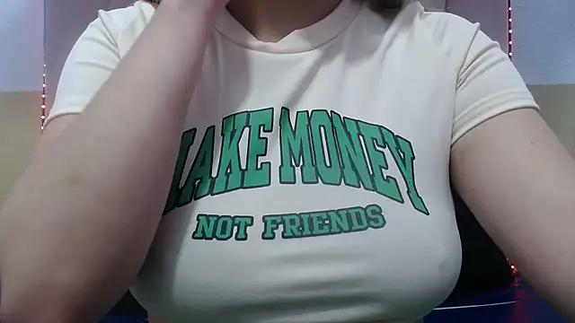 Sofiawilliamss from StripChat is Freechat
