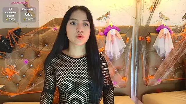 Sofii_Gomez_ from StripChat is Freechat