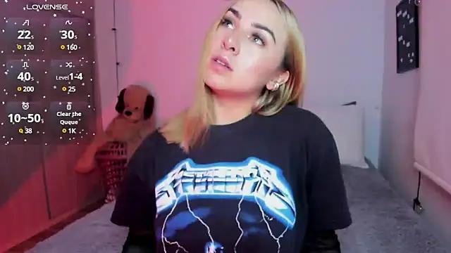 Try the thrill of flirt babes with our cam hosts, featuring unclothed wildness while getting naked and playing with their favored sex toys.