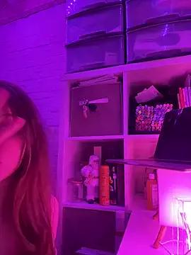 sophiamlf from StripChat is Freechat