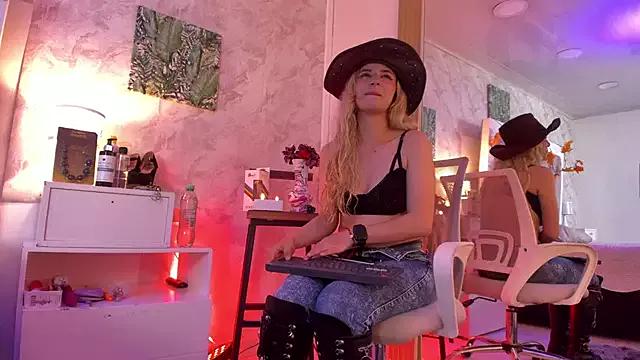 Try the thrill of flirt babes with our cam hosts, featuring unclothed wildness while getting naked and playing with their favored sex toys.