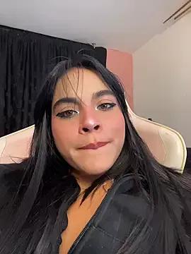 Sophie_wyld from StripChat is Freechat