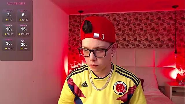 SpencerMontgomery from StripChat is Freechat