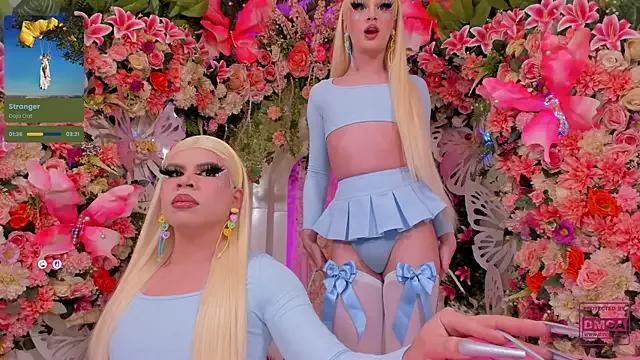 Try the thrill of flirt babes with our cam hosts, featuring unclothed wildness while getting naked and playing with their favored sex toys.