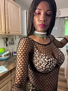 Photos of Squirt-Fuck-Queen from StripChat is Freechat