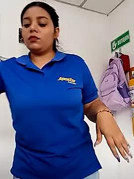 stefanie010 from StripChat is Freechat