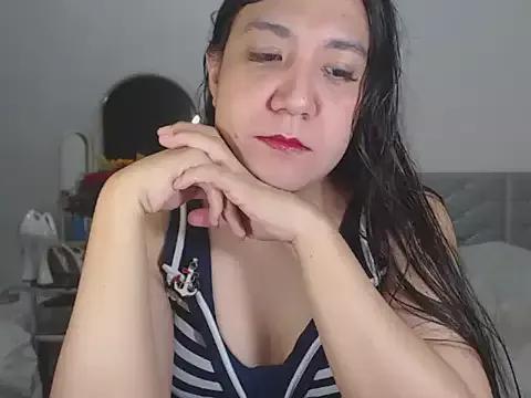 stellahugeX from StripChat is Freechat