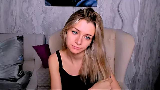 Stellamoor1 from StripChat is Freechat