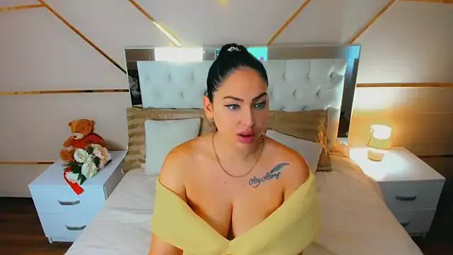 Try the thrill of flirt babes with our cam hosts, featuring unclothed wildness while getting naked and playing with their favored sex toys.