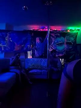Try the thrill of flirt babes with our cam hosts, featuring unclothed wildness while getting naked and playing with their favored sex toys.