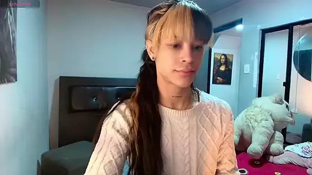 Try the thrill of flirt babes with our cam hosts, featuring unclothed wildness while getting naked and playing with their favored sex toys.