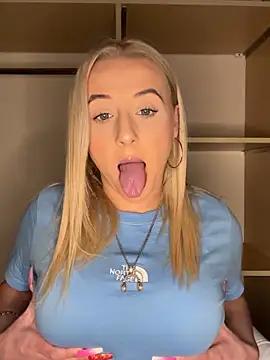 Try the thrill of flirt babes with our cam hosts, featuring unclothed wildness while getting naked and playing with their favored sex toys.