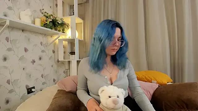sugarbunnyhug from StripChat is Freechat